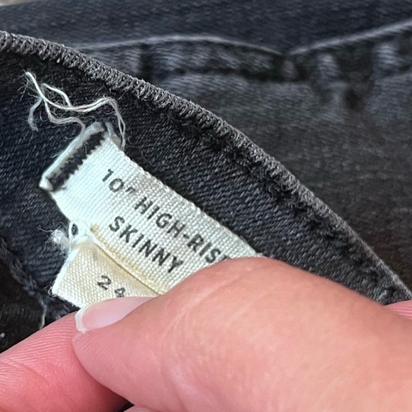 Madewell 10" High Rise Skinny Jeans Berkeley Black Button 24 - Picture 2 of 8
